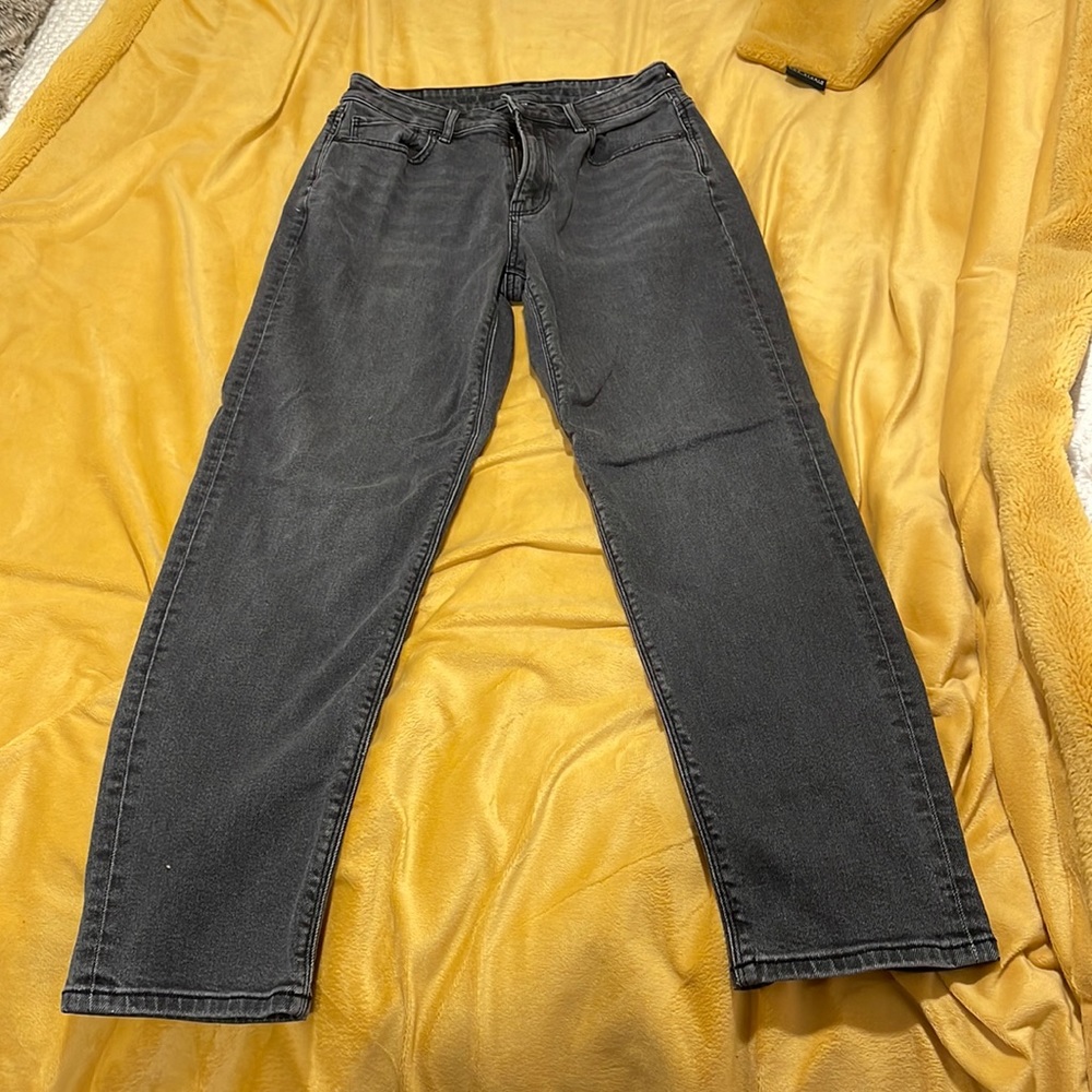 mom jeans